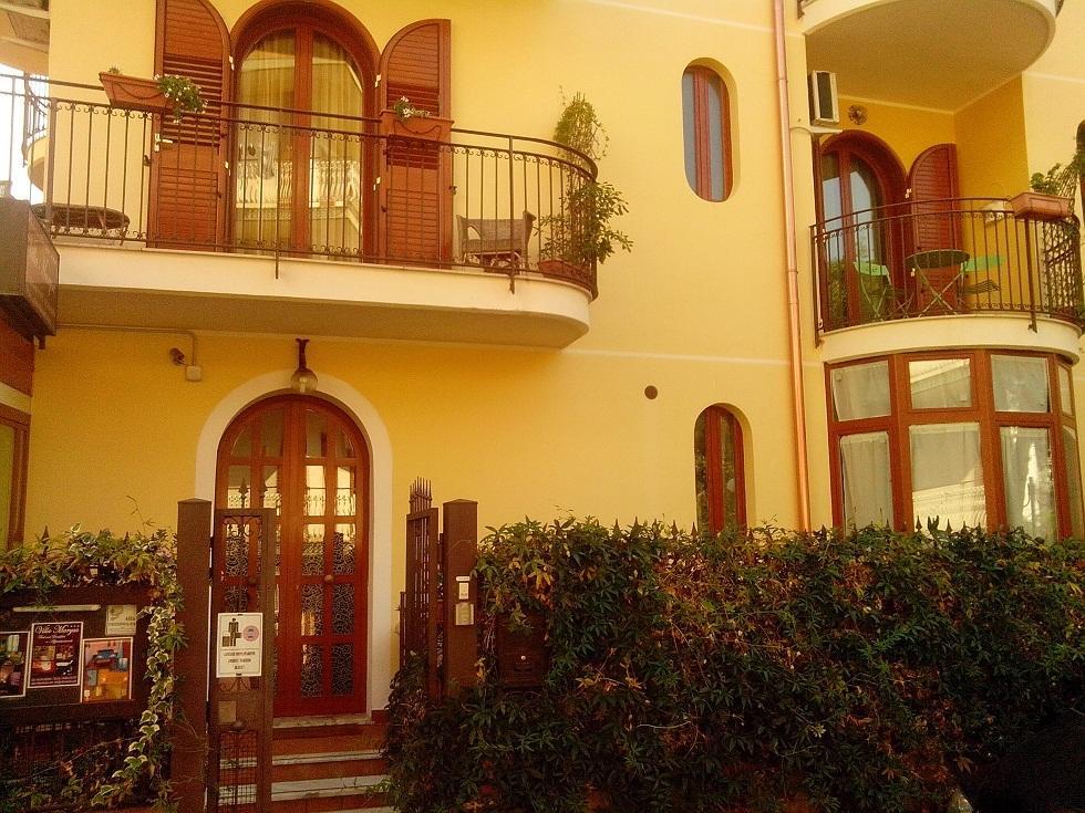 Villa Marysa Studio Apartment ジャルディーニ・ナクソス エクステリア 写真