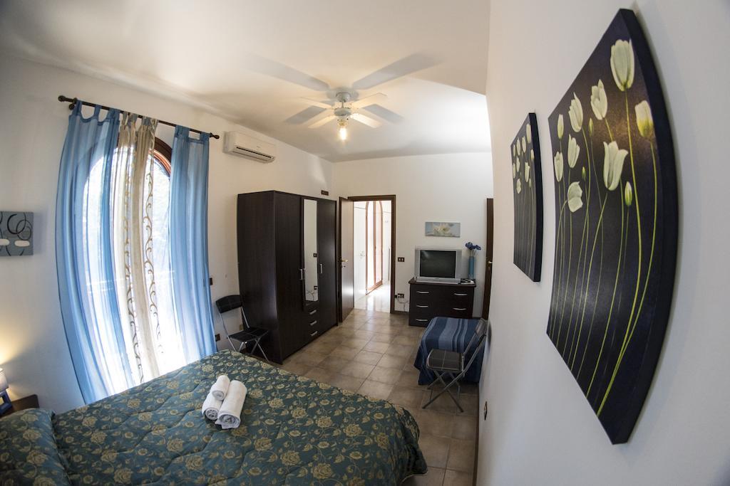 Villa Marysa Studio Apartment ジャルディーニ・ナクソス エクステリア 写真