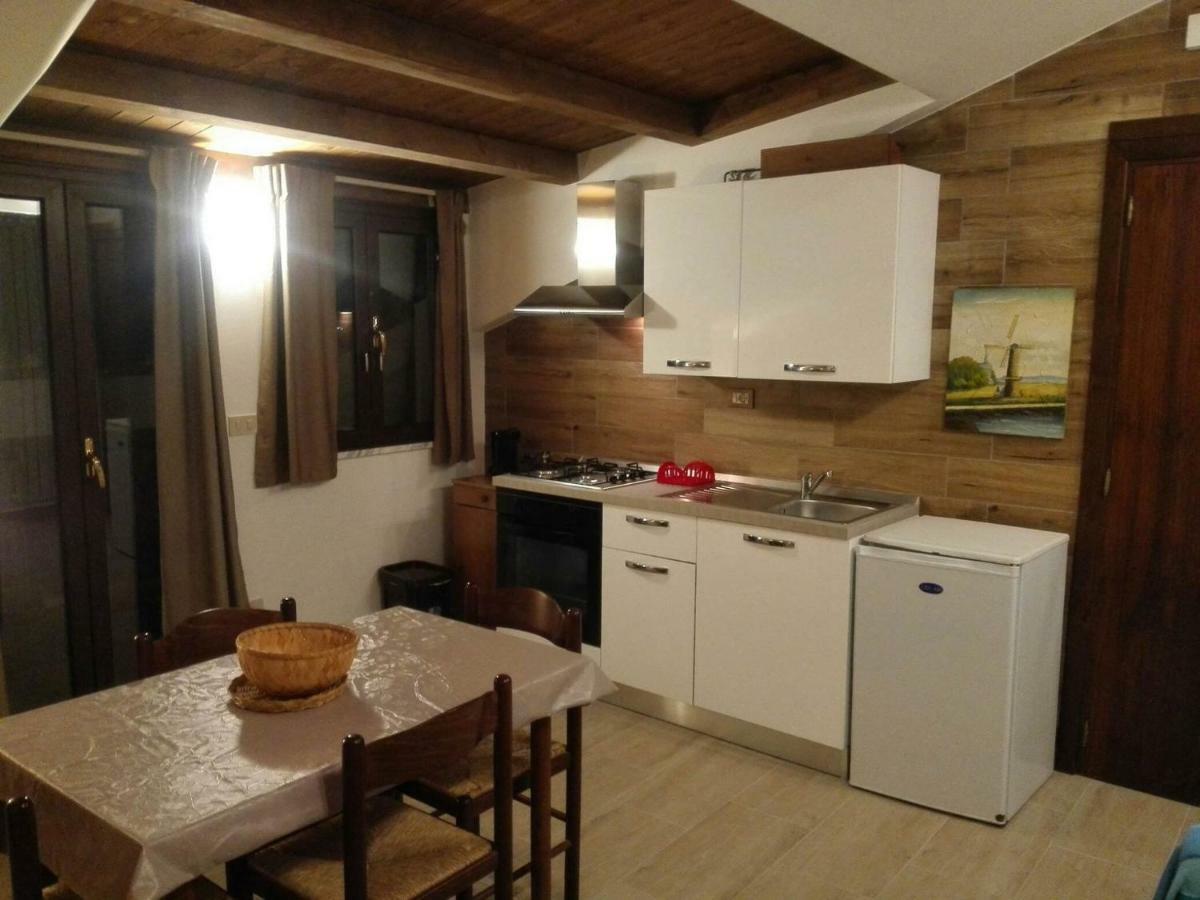 Villa Marysa Studio Apartment ジャルディーニ・ナクソス エクステリア 写真