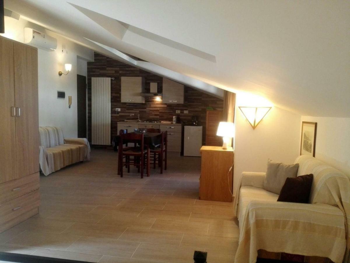 Villa Marysa Studio Apartment ジャルディーニ・ナクソス エクステリア 写真