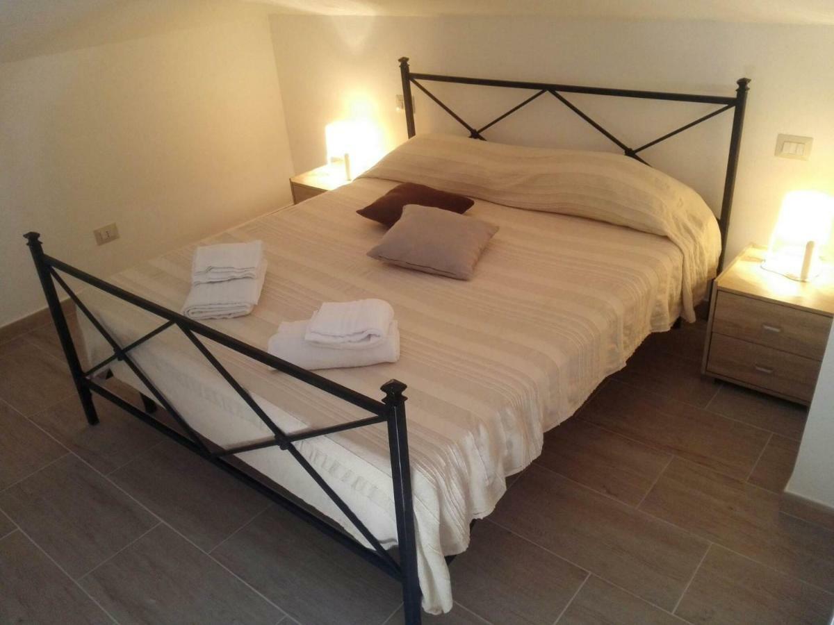 Villa Marysa Studio Apartment ジャルディーニ・ナクソス エクステリア 写真